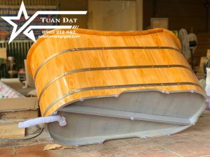 đáy bồn tắm gỗ thông