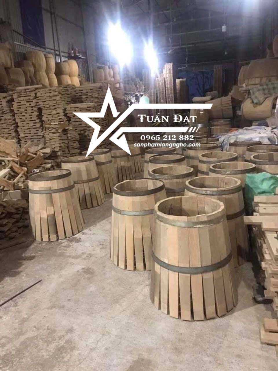 các thanh gỗ sồi được ghép lại với nhau các thanh gỗ sồi được ghép lại với nhau