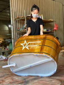 đáy bồn tắm được sơn chống thấm